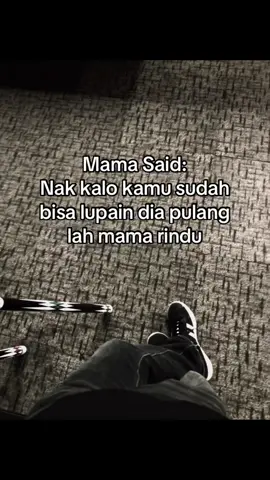 Karena luka aku pergi jauh dari kota itu 