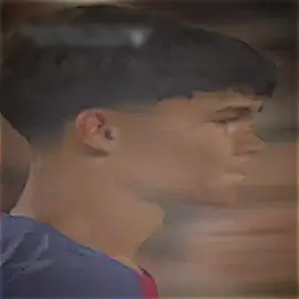 ياساتر منو يعرف اسم لاعب 🔥👆🏾. #تيم_أيكونز #ريـڤــو #برشلونة #تيم_fbi⚡ #تيم_ملوك_العالم 