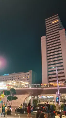 🤫 #jakartakeras #fypシ゚viral #fyp #jakartanight #jakarta #vibes #bundaranhijakarta 