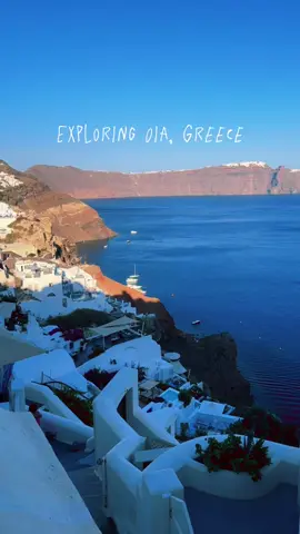 Wandering through the dreamy whitewashed streets of Oia 💙 Every corner feels like a postcard—blue domes, stunning sea views, and sunsets that take your breath away. If this isn’t on your bucket list yet… it should be! 🌅🇬🇷 #OiaSantorini #SantoriniSunset #GreekIslands #TravelYourWay #TravelInspo #Wanderlust #IslandEscape #TravelMore #SoloTravel #DigitalNomadLife #travelyourway #capcut #CapCut 
