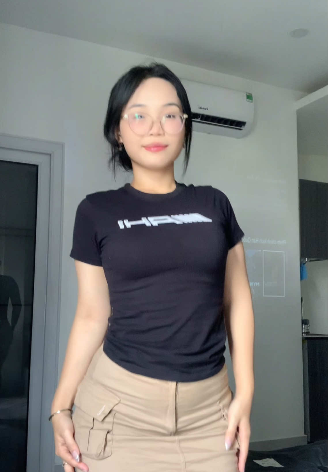 phiên bản búi tóc
