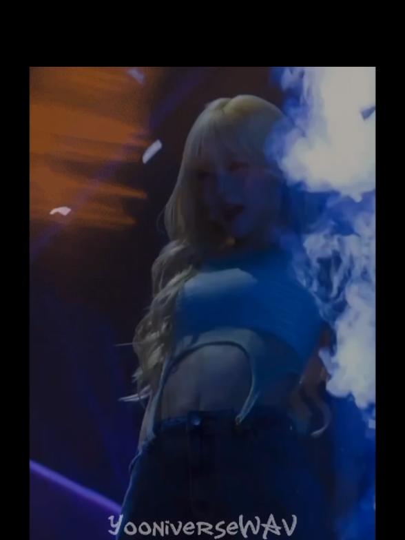 so lucky that her parents didn't sleep that night #seoyeon #tripleS 