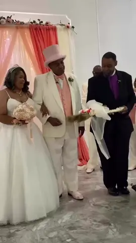 #JUMPINGTHEBROOM 🧹 
