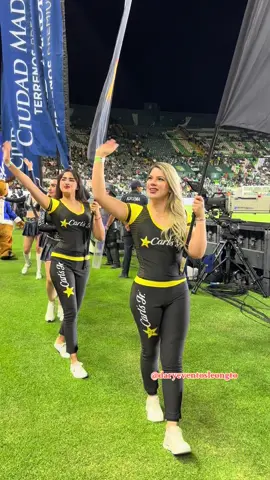 Amamos estar aquí 😍🦁 #chicasdary #leon #leongto #clubleon #edecanes @Club León OF 
