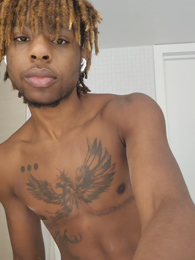 it's fresh too #fyp #foryou #viralvideo #viraltiktok #ftm #transman #trans #transgender #transmen #testosterone #transition #topsurgery #binder #binders #misgender #misgendered #teamwork #hysterectomy #phalloplasty #ashervalentine 