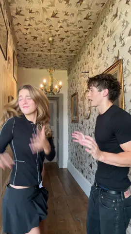 ✋ @anna malygon @Ollie 