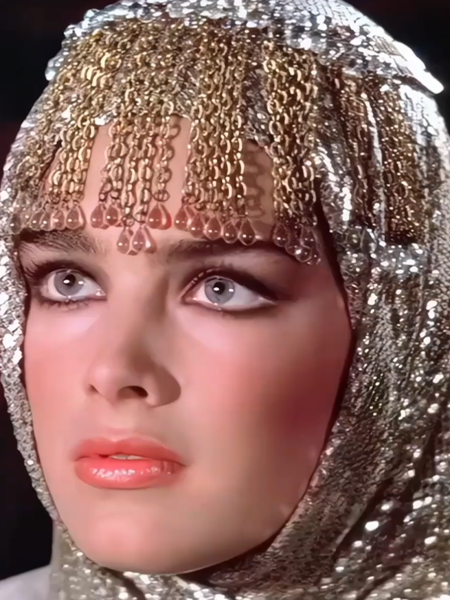 سبجان الخالق هذا الجمال كله ✨#brookeshields #brooke #بروك_شيلدز #بروك #fyp #fypage #fypシ゚ #foryou #foryoupage 