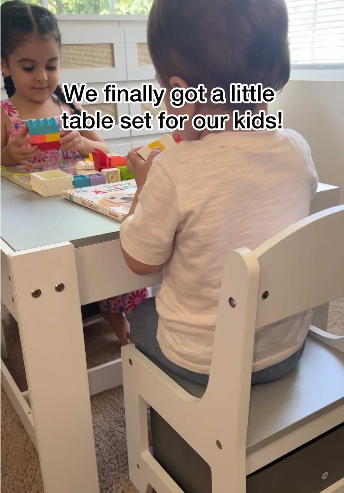 Crafts, coloring & lots of fun 🎨✨ #KidsTable #ToddlerFun #CreativeKids #KidsFurniture #kidschair 