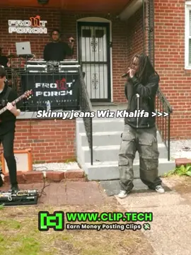 Skinny jeans Wiz Khalifa was undefeated for😭🔥 #wizkhalifa #viral #trending #fy #fyp #liveperformance #rap #taylorgang #rap #fromthefrontporch #lyricvideo 