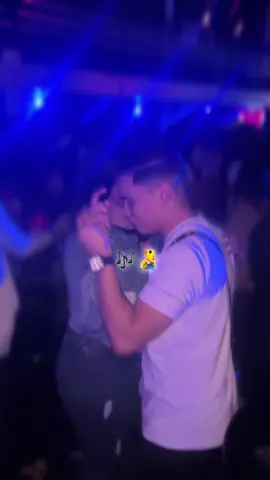 @EliNena828 #merengue #baile 