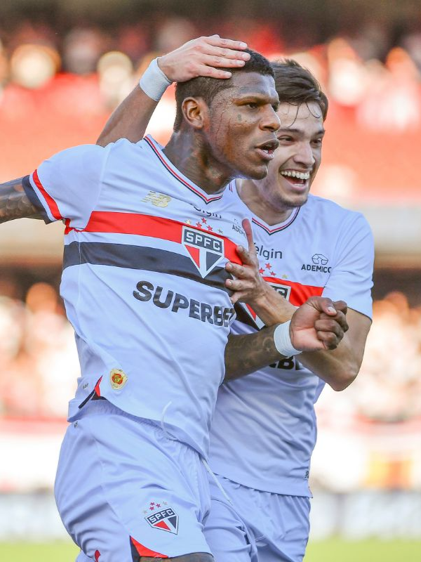 @ulissescostanarradorr solta a voz narrando os gols do São Paulo 3 x 1 Fluminense #saopaulofc #shorts #tiktokesportes #react