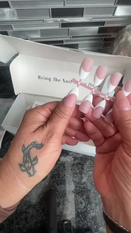 French tip press on starter kit 150 pieces curve life X pro gel tips with pre-applied to primer, Matt and glossy coat, solid nail glue, UV lamp, nail file, brush, and tools, easy DIY extension kit for beginners salon quality nails at home ##SalonQualityNailsAtHome##DIYNailKit##CurvLife##PressOnNails##BeautifulNails##EasyNailKit