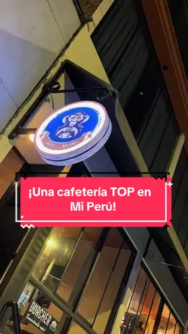 Este fin de semana tocó estar por mi vecindad Mi Perú. 📍 Justo cumplía un mes con mi loquito y lo celebramos en esta cafetería que superó mis expectativas, a mi me gustan los lugares tranquis con buena música para pasar un buen rato conversando o hacer unas previas.   ¡Si eres de los mí@s @cafedelmono_peru es la voz!  ⭐️Mención honorífica: Las acevichadas DELICIOSAS ⭐️ #ventanilla #miperu #cafeteria #dondeir #buenoslugares #alitas 