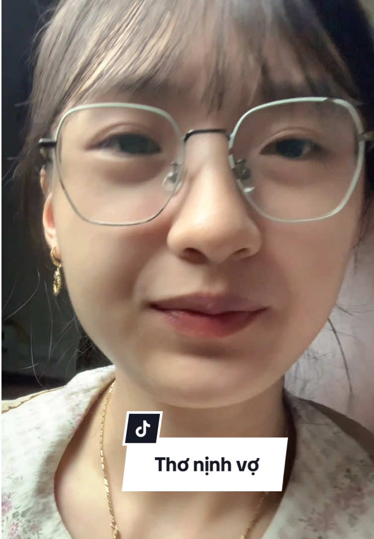 +1 bài thơ cho các anh em nịnh vợ Cre: @Người Viết Ngôn Tình 