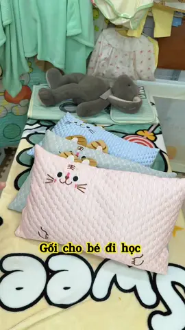 Gối Điều Hoà Cho Bé Đi Học  #goidieuhoachobe #goichobe #goitreem #goibanglanh #tiktokshopbi #dososinh #tiktokshop #conyeu #mevabe #xh #xuhuong #thinhhanh #trend #review #LearnOnTikTok 