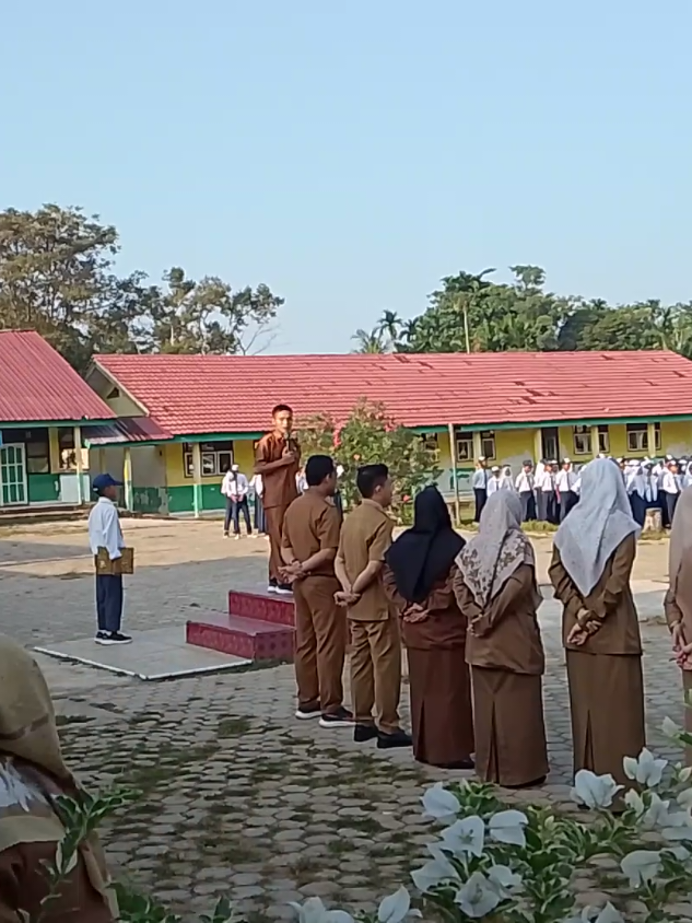Rutin Setiap Senin 🥰#upacarabendera #sekolah #SMP #fypシ 