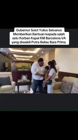Gubernur Sulawesi Utara yuliusselvanusofficial yang diwakili Putranya Bara Prima memberikan Bantuan Pendidikan kepada salah satu keluarga Korban Kapal KM Barcelona Va Keluarga Lahapo-Kakauhe! 📹 IG