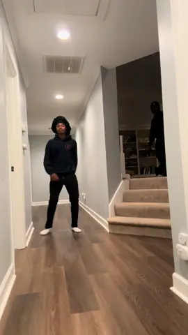 run to me #dance #trending #viral #remix #dancechallenge 