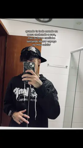 e daqui a pouquinho vou la encher a cara com eles