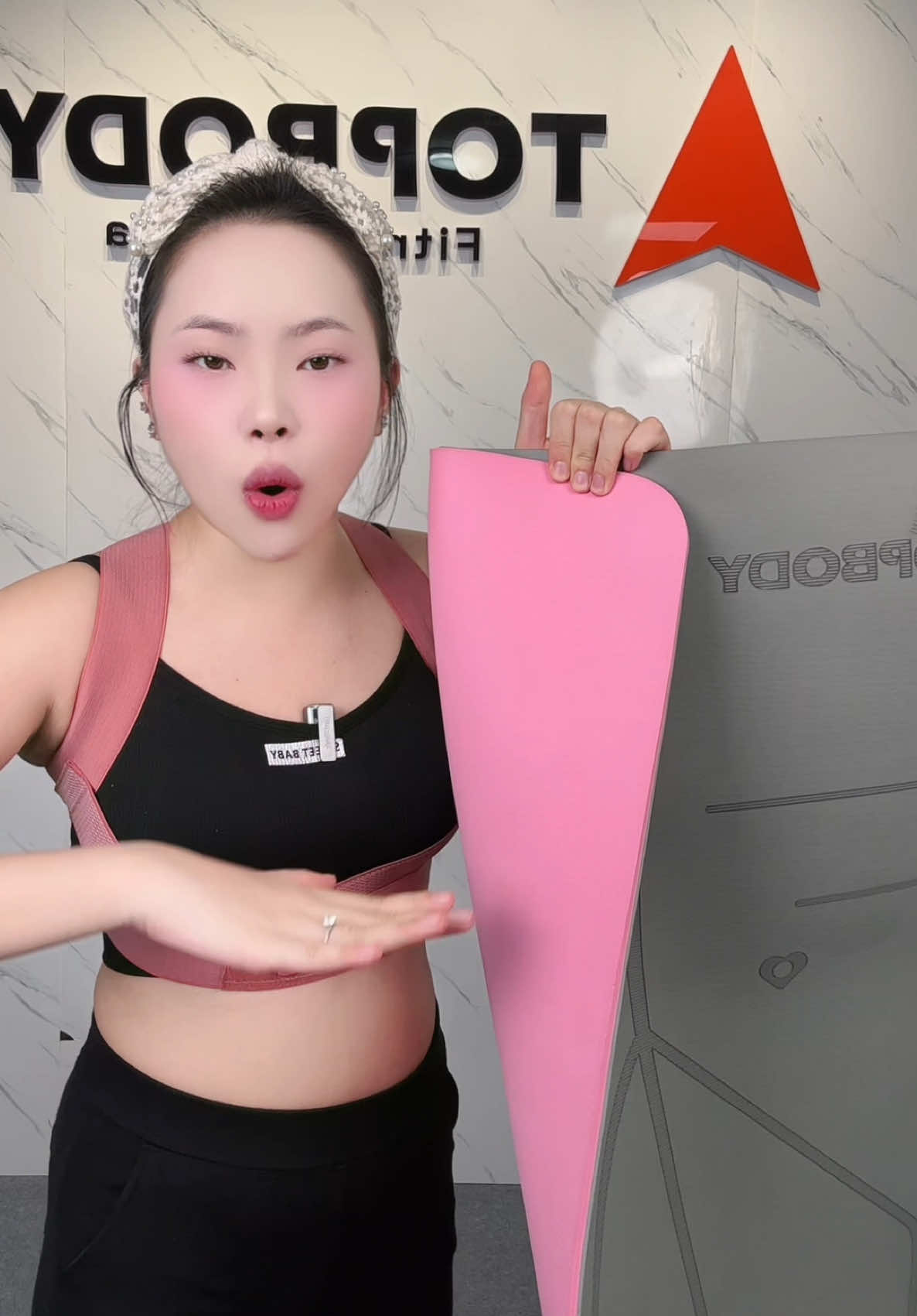 Ngon, bổ, rẻ, chất lượng với em thảm tập này nha em, dài và rộng tập các bài tập thoải mái luôn #xuhuong #Fitness #topbody #taptheduc #theductainha #yoga #gym #thamtapyoga #xunghuong 
