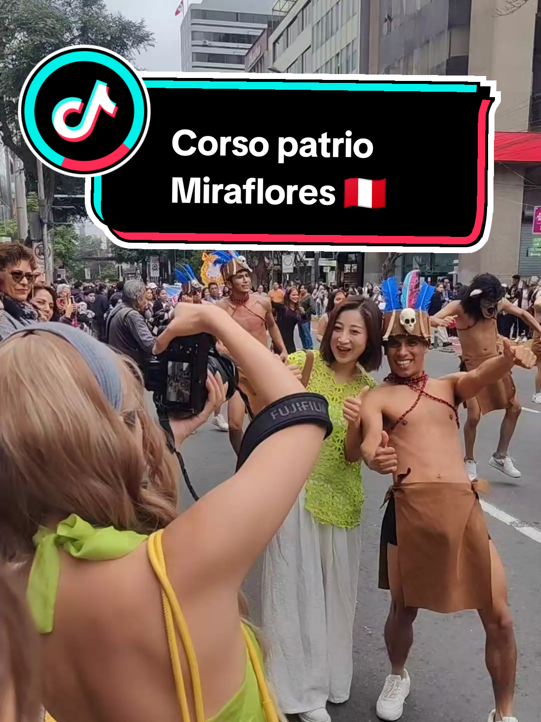 Directo a Asia!! qué buen espectáculo el de éste grupo 🙌🏻 #tiktoklive #livehighlights #miraflores #vivaelperu #feliz28dejulio #fiestaspatrias #quevivaelperu #selva #miraflores_lima_peru #baileselvatico 