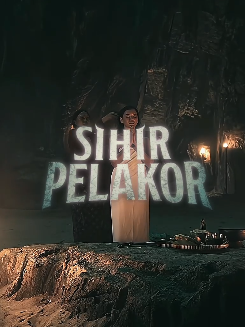 Woii Rini ngpain rebut laki orang😭 Film Sihir Pelakor tayang 31 Juli 2025 di Bioskop  #kisahnyata #filmhoror #asmaraabigail #filmsihirpelakor #sihirpelakor 