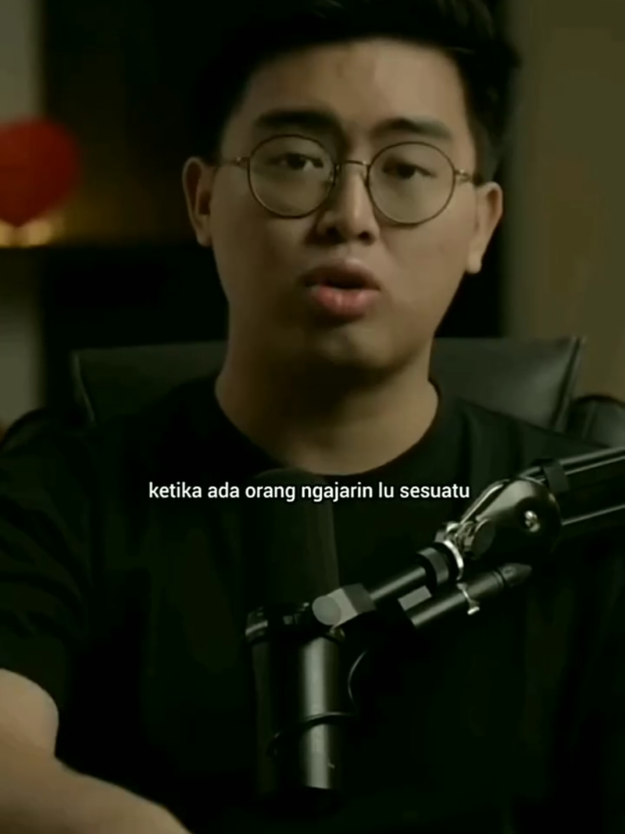 APAKAH CRYPTO ITU JUDI? Saya termasuk orang yang awalnya berpikir kalau crypto yang dulu hanya ada bitcoin adalah bentuk perjudian.  Ternyata ini hanya persoalan sudut pandang. Sepakbola adalah olahraga tapi bisa juga dipakai buat judi taruhan.  Bitcoin itu adalah instrumen investasi penjaga nilai aset agar tidak tergerus inflasi di teknologi baru bernama blockchain. Investasi yang dikenal aman dan return-nya bagus sepanjang zaman adalah logam mulia dan juaranya adalah emas. Dengan perubahan jaman dan berkembangnya teknologi, logam mulia digital itu adalah crypto currency. Diantara banyaknya crypto currency, yang pertama adalah Bitcoin. Bitcoin memiliki fundamental dan nilai paling kuat. @EdyMASran +6281219585888 •  * Konten ini adalah pembelajaran tentang investasi dan trading crypto agar tidak salah paham dan skema judi dan penipuan berkedok crypto. #pembelajaran #investasi #investasicrypto #tradingcrypto #crypto #timothyronald #smartinvesting #smarttrading #edymasran 