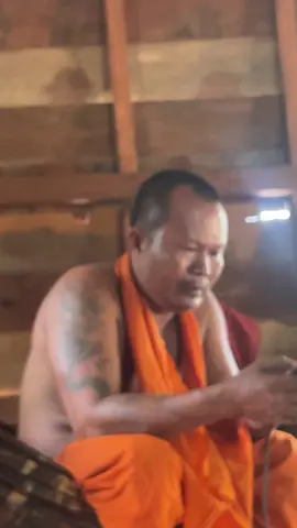 គ្រូពេលកូនសិស្សជាទាហានប្រាប់ថាកូរណាដាច់បាយ៣ថ្ងៃហើយគ្រូ