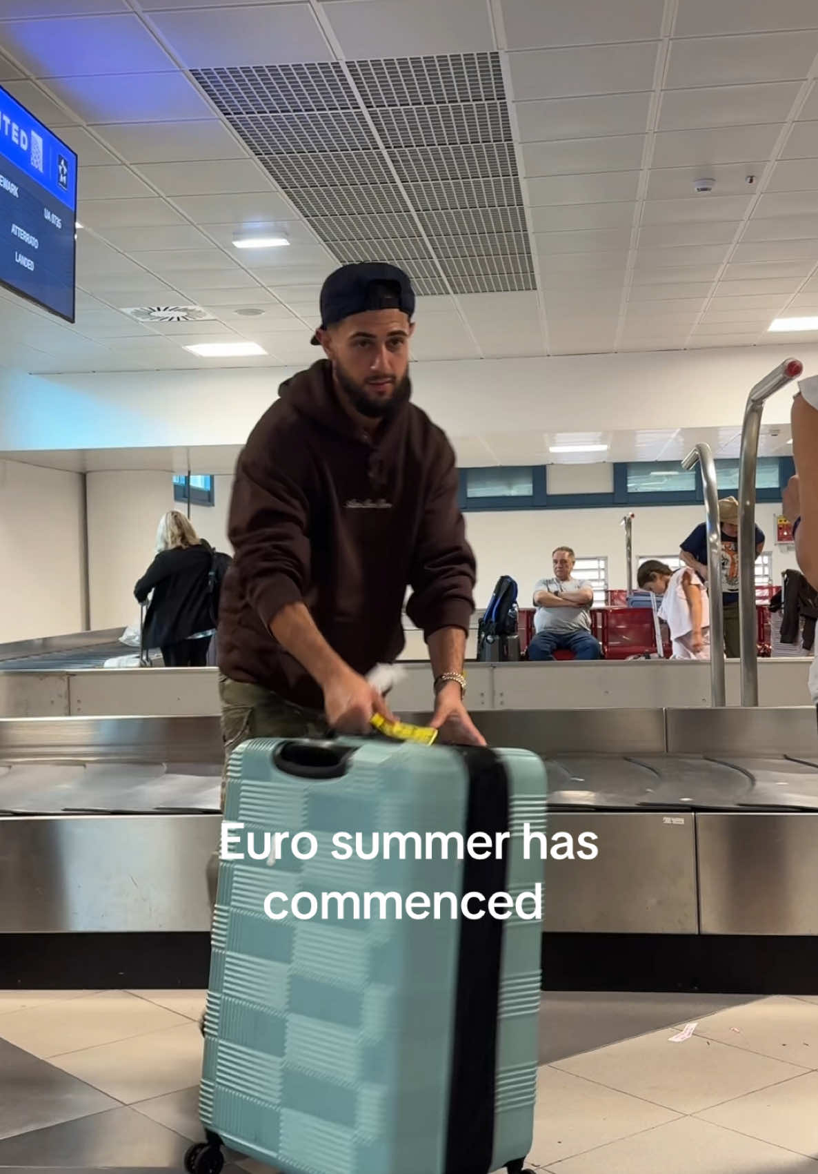 The moment ive been waiting for ☀️ 🐠 🌸 🍒 #eurosummer #daddy #europe #imjustagirl #fyp 