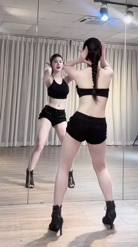 Tập cơ hông 💃🏻#xuhuong #viral #dance 