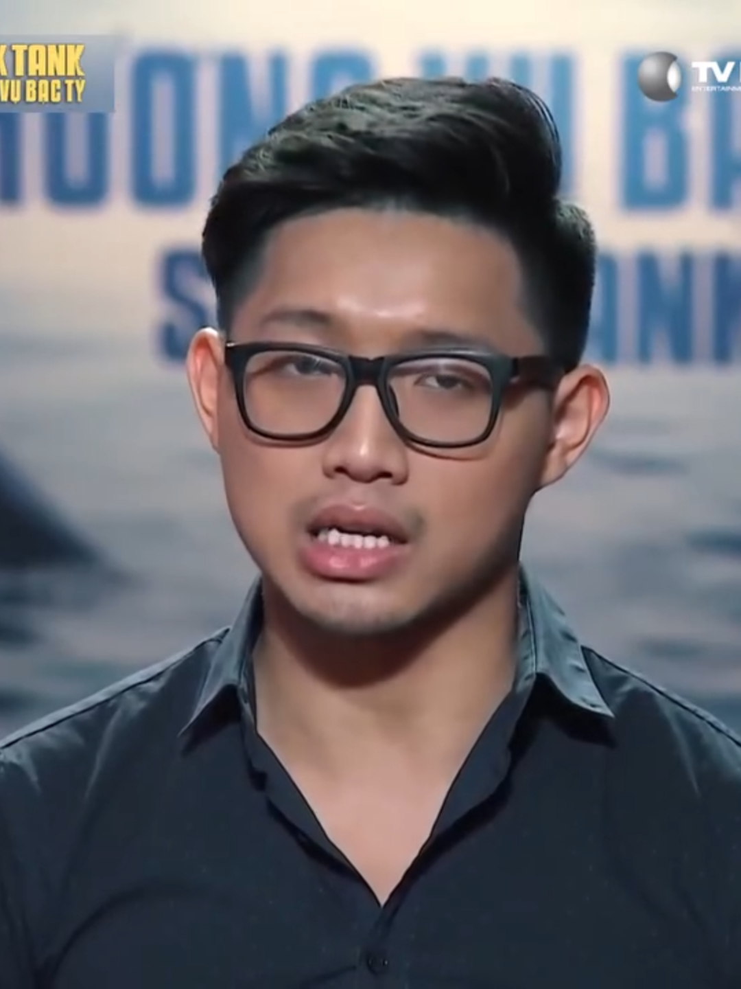 Startup làm đồng hồ khiến Shark chia team 