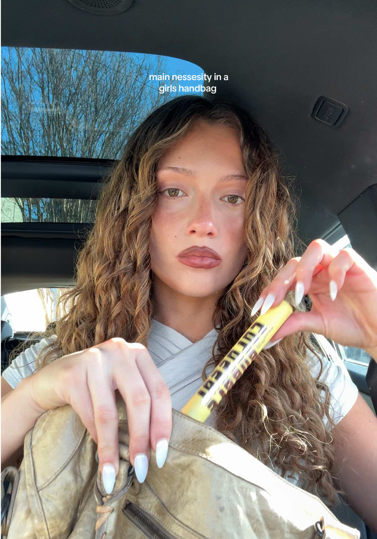My main girl on the go item @Maybelline NY 🫧 #maybellineaunz #colossalbubble #lashes #mascara #ad    
