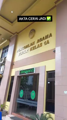 AKTA CERAI KLIEN HUKUM DARI PENGADILAN SUDAH JADI ! Note : diatas Akta cerai model lama Bestie.  ---- #cerita #motivasi #edukasi #informasi #pmi #tki #tkw #tkwhongkong #tkwsingapura #tkwtaiwan #tkikorea #tkimalaysia #tkwindonesia #tkisingapura #tkitaiwan #tkijepang #tkiindonesia  #tkikorea #tkiarabsaudi #tkivlog #tkiriyadh #tkijapan #tkijeddah #tkwamerika #tkwindonesia #tkwsingapore #tkwhongkong🇮🇩🇭🇰  #tkwhongkongliburan #tkwtaiwan_indonesia🇮🇩🇹🇼 #tkwsingapura🇮🇩🇸🇬 #tkwtaiwan #tkweiwei #reels #suami #istri #suamiistri #kapok #blitar #blitar24jam #blitarjawatimur #blitarhitz #blitarkotapatria #blitarhits #malang #malanghits #malangterkini #kediri #kediri24jam #kedirilagi #tulungagung #tulungagung24jam #tulungagunghitss #tulungagungtiktok #jatim #jawatimur #pengacara #advokat #cerai #pengacaraperceraian #pengacarablitar #pengacaramalang #pengacarakediri #pengacaratulungagung #hukum #perdata 