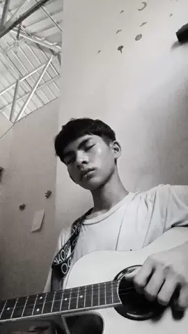 Takkan Hilang @budid0remi_  #takkanhilang   #coverlagu   #fypindonesia   #covermusik   #lagugalau 