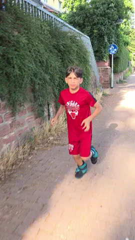 King Alex 🤪 ✌️ 