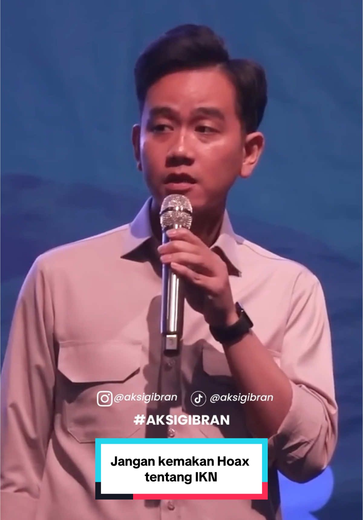Di tengah maraknya isu yang menyesatkan, Mas Wapres Gibran dengan tegas meluruskan kabar bohong soal pembangunan Ibu Kota Nusantara (IKN) yang disebut membabat habis hutan. Dalam pernyataannya, Mas Gibran menegaskan: IKN justru dirancang sebagai kota hijau masa depan, dengan konsep keberlanjutan, pelestarian lingkungan, dan keseimbangan ekosistem. Pembangunan dilakukan dengan pendekatan cerdas, bukan serampangan seperti yang digambarkan oleh narasi hoaks. “Jangan percaya pada narasi yang dibangun tanpa data. IKN bukan tentang merusak alam, tapi tentang menciptakan masa depan yang selaras dengan lingkungan.” #MasWapresGibran #LawanHoaks #IKNBersamaAlam #KotaHijau #FaktaBukanNarasi #aksigibran #menyalawapresku #fyp 