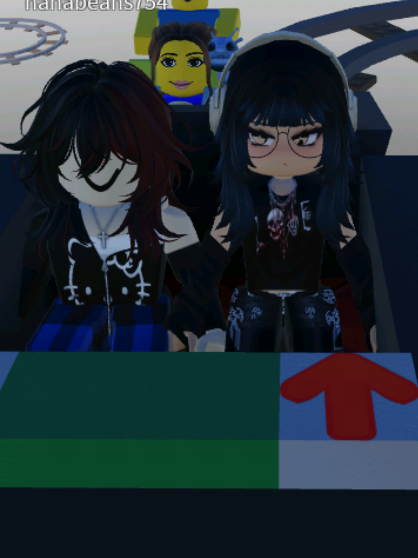 lesbian lovers ❤️💙 @haha beans  #roblox #7minutes #robloxavatar #fyp #fypage #friends #foryou #robloxedit #robloxx 