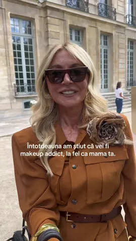 Este evident că @Anastasia Beverly Hills a creat o makeup addicted - @Norvina  #sephoraromania #AnastasiaBerverlyHills #Makeup #Norvina #MakeupAddict