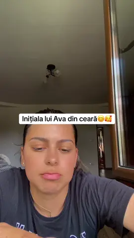 Nu a ieșit perfectă,dar am făcut-o eu și este pentru ea 🥰 deci e perfectă 🤍(pentru prima încercare,pentru că nici răbdare nu am avut să se usuce cum trebuie și am desfăcut-o prea repede și nu era uscată,am returnat-o înapoi 😂) #foryou #pentrutine #pentrutine #foryou 