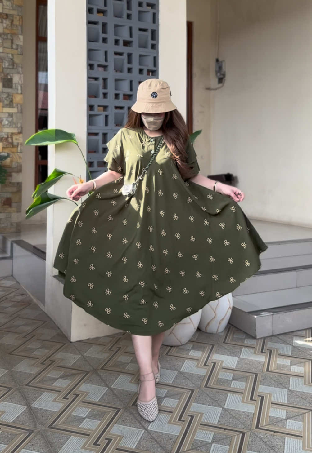 Daster Klok Kode Pita terbest seller ready warna lengkap, cuss co🥰 ld120 pb110 muat bb 40-85kg🔥😍  #dastermurah #dasterviral #fyp #fypage #trendingtiktok #trending #videoviral #foryoupage #untukmu #beranda #sore #sound #soundviral #tutorial #luvema 