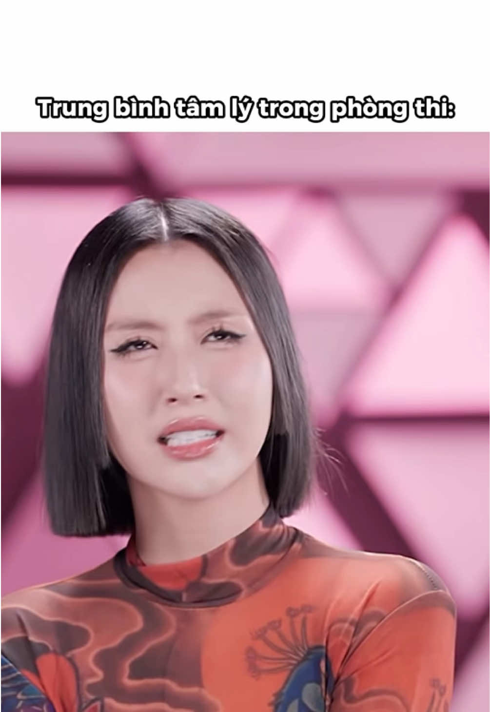 Hoang mang, hoảng loạn, ngơ ngác , trống rỗng 😩  #QuynhAnhShyn #EmXinh #EmXinhSayHi #VieON #VieChannel 