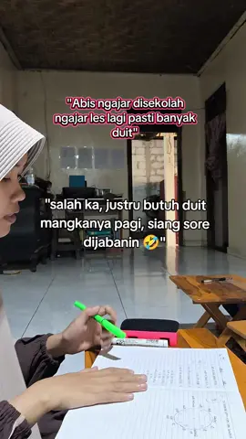 kalau banyak duit mau jadi nyonya aja punya dayang-dayang ☺️🙏 #guru #gurules #gurulesprivat #gurusd #gurutiktok #gurumuda #gurubimbel 