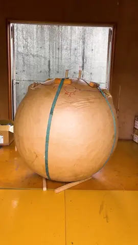 世界最大級の四尺玉を作る会社です🎇 This account introduces the manufacturing process and craftsmanship of fireworks. 花火の製造工程や職人技を紹介します🇯🇵 #花火 #四尺玉 #花火大会 #fireworks #japanesefireworks 
