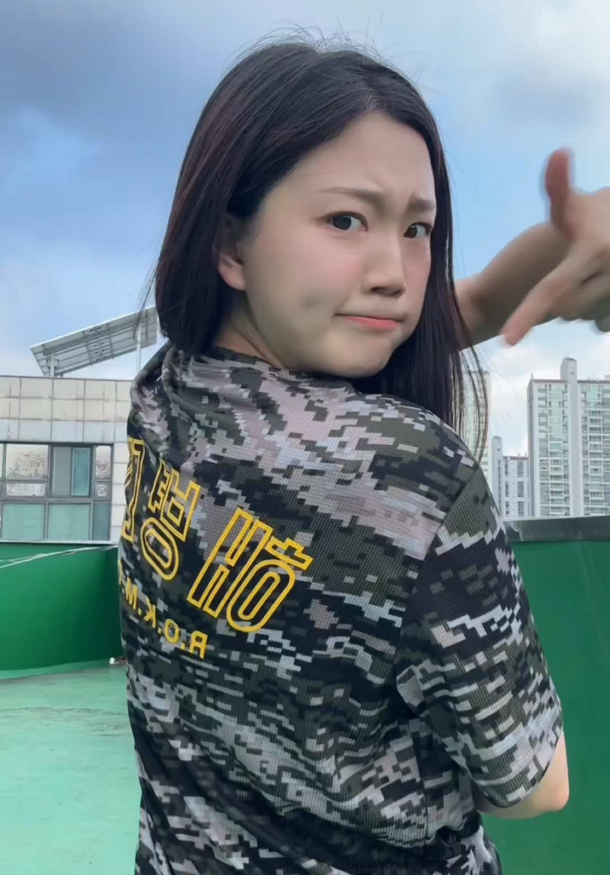 새 옷 장만했는데 어때? 