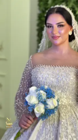 ‏‎‏#makeup by @salon_narobeauty ❤️ ‏‎‏#hairstyles by @__axlasnadir__ ❤️ . . . . . . ‏‎‏#makeup #makeuptutorial #makeupartist #makeupaddict #makeuplooks #makeupslaves #makeupvideos #makeupglam #makeupbyme #bridalmakeup #duhok_zaxo_amedi_semel_akre_hawler_slimani_karkuk_pirmam_tanahi_ #khanke #shexan_baadre_zaxo_duhok_mahat_srijka_boza #makemoney #makeupgoals #makeupartistsworldwide💄🎀🌹