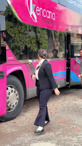 @mahda  Kencana pride. #kencanaluxurybus  #bus  #pramugaribus 