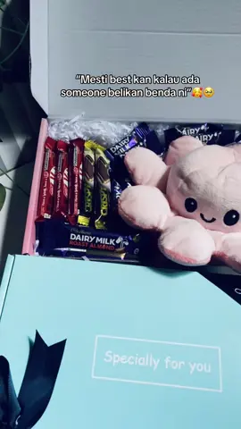 Cepat tag boyfriend korang suruh belikan😛  #fyp #suprisebox #octopus #giftbox #giftboxsurprise #suprise 