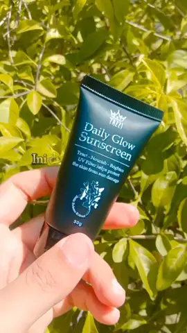 #tazziglow #sunscreenviral #sunscreentazzi #tazkiarizkiy #sunscreenglowing #fypage #viraltiktok 