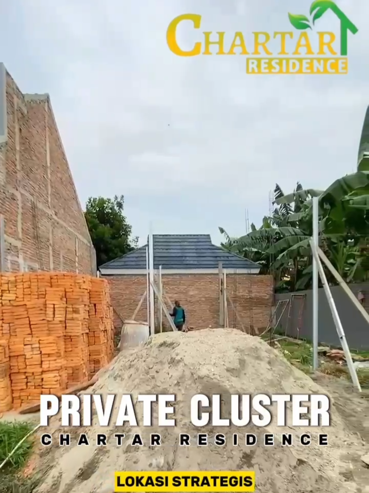 Beli unit rumah yang bisa di custom? Bisa banget dong. Nih aku tunjukin ya!! ----------------------------------------- Cluster Chartar Residence Bangunan Full Bata Merah Luas Bangunan 43 | Luas Tanah 72 Cicilan 3jutaan perbulan Fasilitas Rumah: - 2 Kamar Tidur - 1 Kamar Mandi - Ruang Tamu - Dapur - Carport Material: - Tanah: Kebun Bebas Banjir - Pondasi: Cakar Ayam (Siap untuk 2 Lantai) - Struktur: Beton Bertulang - Dinding: Bata Merah Free: ✅️ Canopy ✅️ Mesin Pump ✅️ Toren ✅️ Bonus Pemasangan Listrik ✅️ Bonus Pemasangan WIFI Promo: ✅️ Free Biaya KPR ✅️ Free Biaya BPHTB ✅️ Free Biaya AJB ✅️ Free Biaya BN Fasilitas Lingkungan: ✅️ Jalan Lebar 5-6 Meter muat 2 mobil ✅️ One Gate System ✅️ Taman Bermain ✅️ Musholla ✅️ Lahan Parkir Umum ✅️ Security 24 Jam ✅️ CCTV 24 Jam Lokasi Strategis: - 3 Menit dari Pasar Traditional - 3 Menit dari Sekolah Negeri & Swasta - 5 Menit dari Rumah Sakit Citra Arafiq - 15 Menit dari LRT Bekasi Barat - 15 Menit dari Akses Tol Burangkeng & Tol Japek 2 - 25 Menit dari Statiun KRL Bekasi Timur Hubungi kami segera dan dapatkan unitnya ! Admin 0822-2007-1144 #dp0 #bekasi #chartarresidence #rumahmurahbekasi #propertybekasi #clustereksklusif #vidabekasi #siaphuni #rumahfullbatamerah #rumahminimalis #rumahmurah #rumahidaman #property #rumahdijual #jualrumah #properti #rumahmewah #rumahbaru #perumahanmurah #realestate #rumahimpian #investasiproperti #perumahansyariah #perumahanmewah #desainrumah #rumahminimalismodern #perumahankomersil #investasirumah #cluster#fyp #fyppppppppppppppppppppppp #dp0 #clusterchartarresidence #rumahmurahbekasi #desainrumah #rumahminimalismodern #rumahdijual #siaphuni #vidabekasi