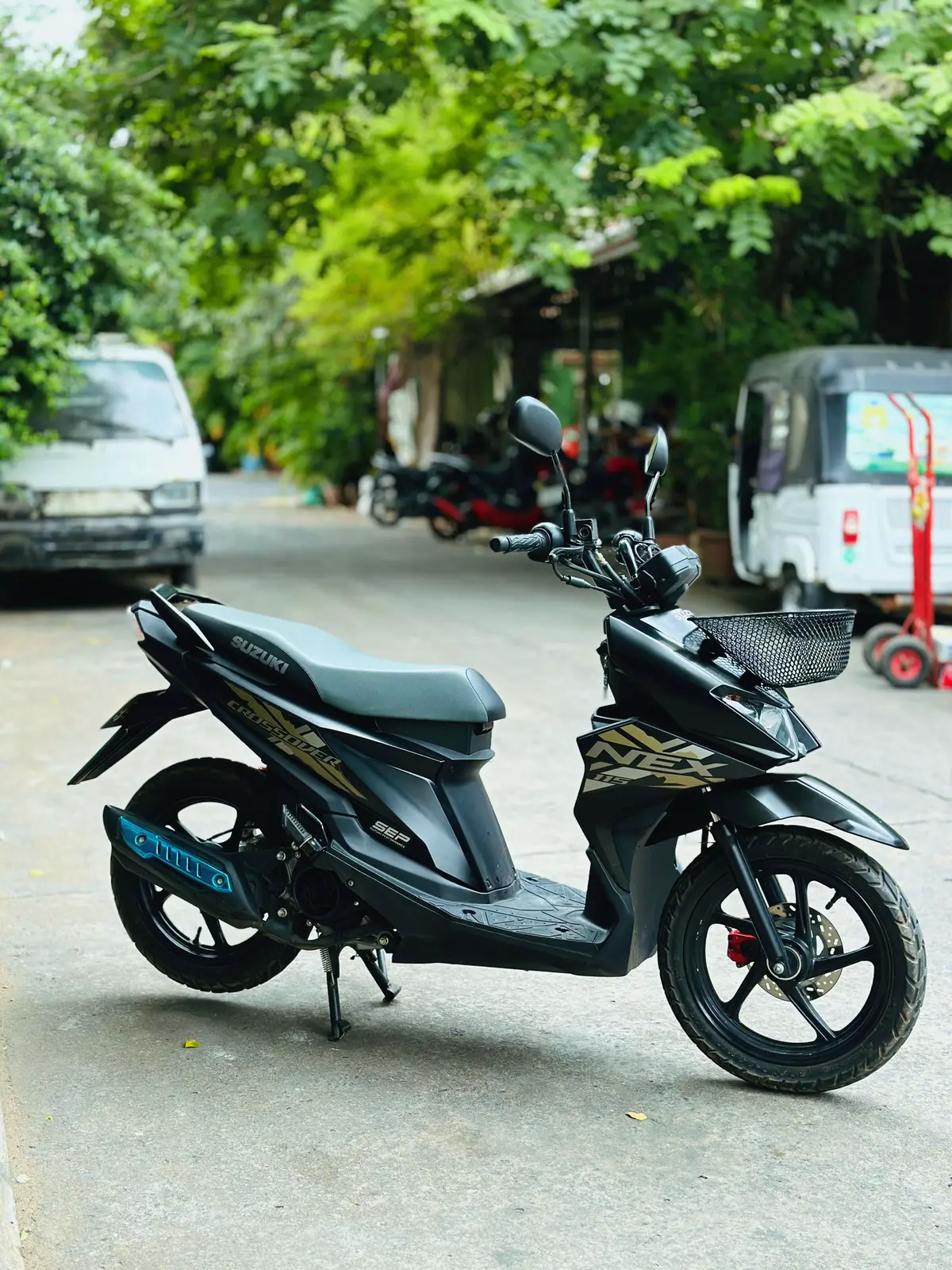 មាននៅក្នុងស្តុកស្រាប់សម្រាប់បងប្អូនជ្រើសរើស ទិញដាច់ វៃដូរ បង់រំលស់ អាចឆាតសាកសួរបាន 📥🛵 @Phon MotorShop 🛵 #motorcycle #suzuki #nex #nexcrossover #phnompenhcity #phonmotor #2025 